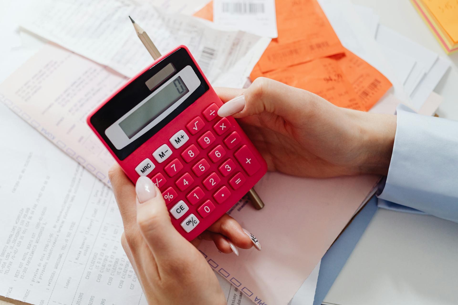 woman with calculator
